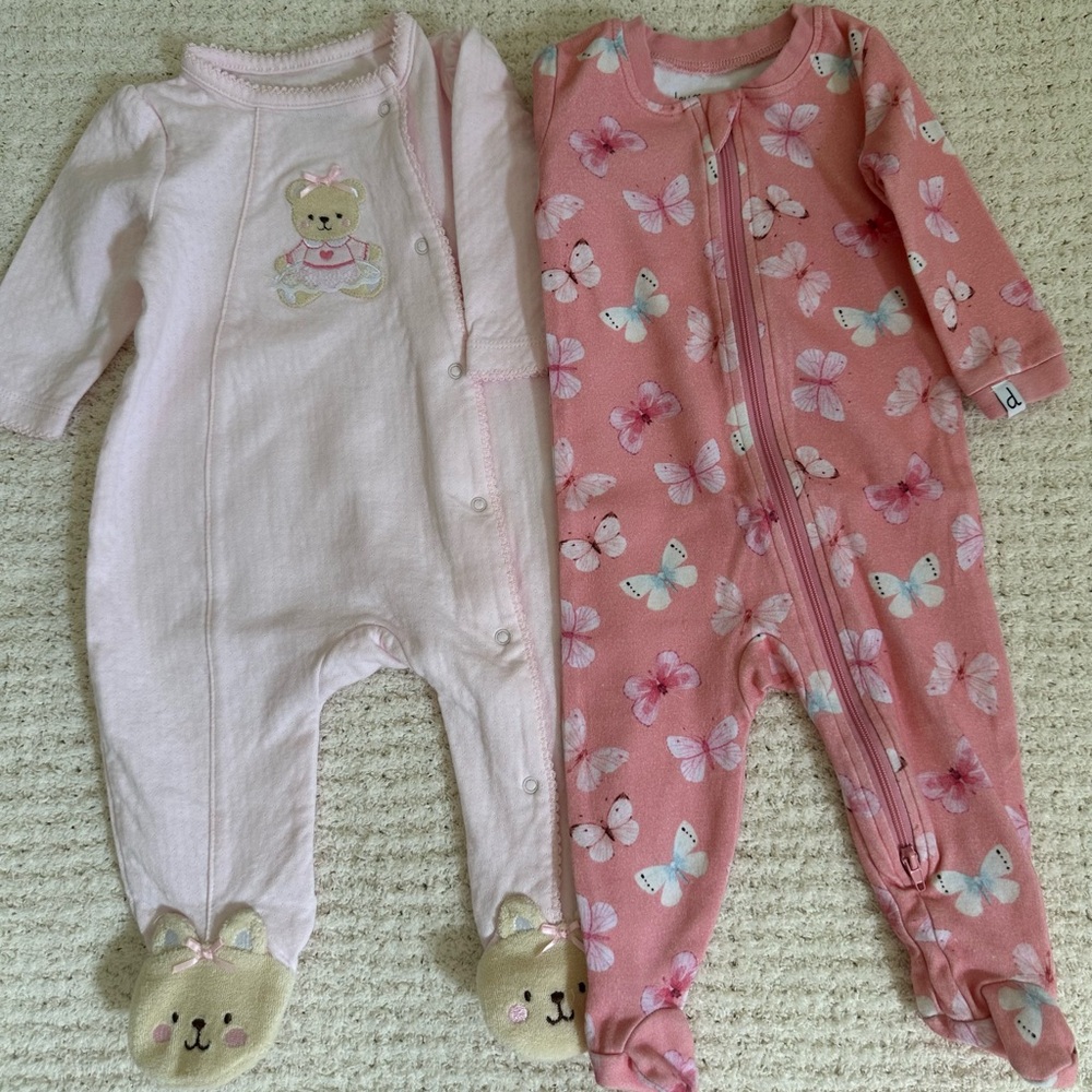 Deux par Deux and Little Me footies